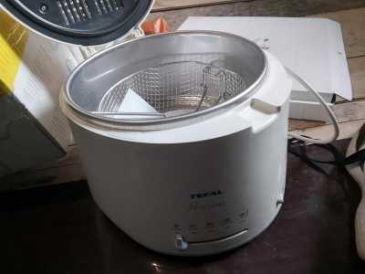 Продам фритюрнецу tefal prissima за ненадобностью
