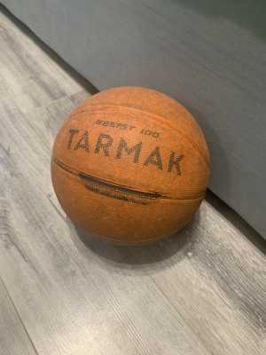Баскетбольный мяч Tarmak