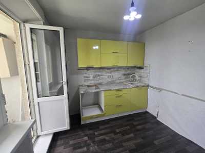 2-� ��������, 71 �2, 9/10 ��. � ������ ����-�����