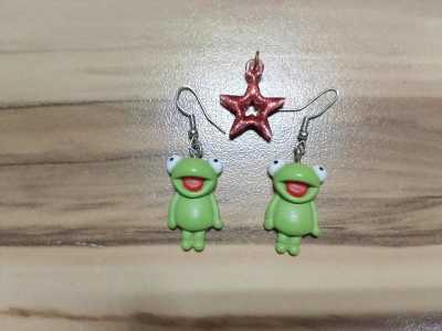 Серёжки лягушки