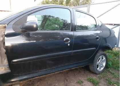 Peugeot 206 Дверь боковая