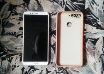 Honor 7c