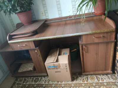 Письменный стол