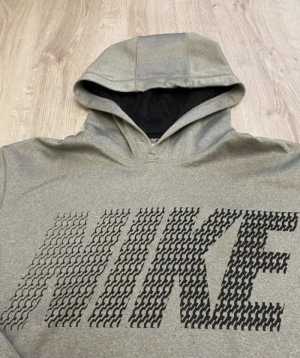 Худи NIKE