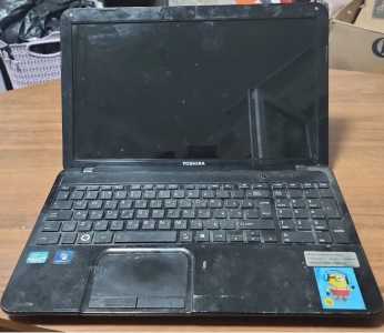 Ноутбук Toshiba L850 по запчастям